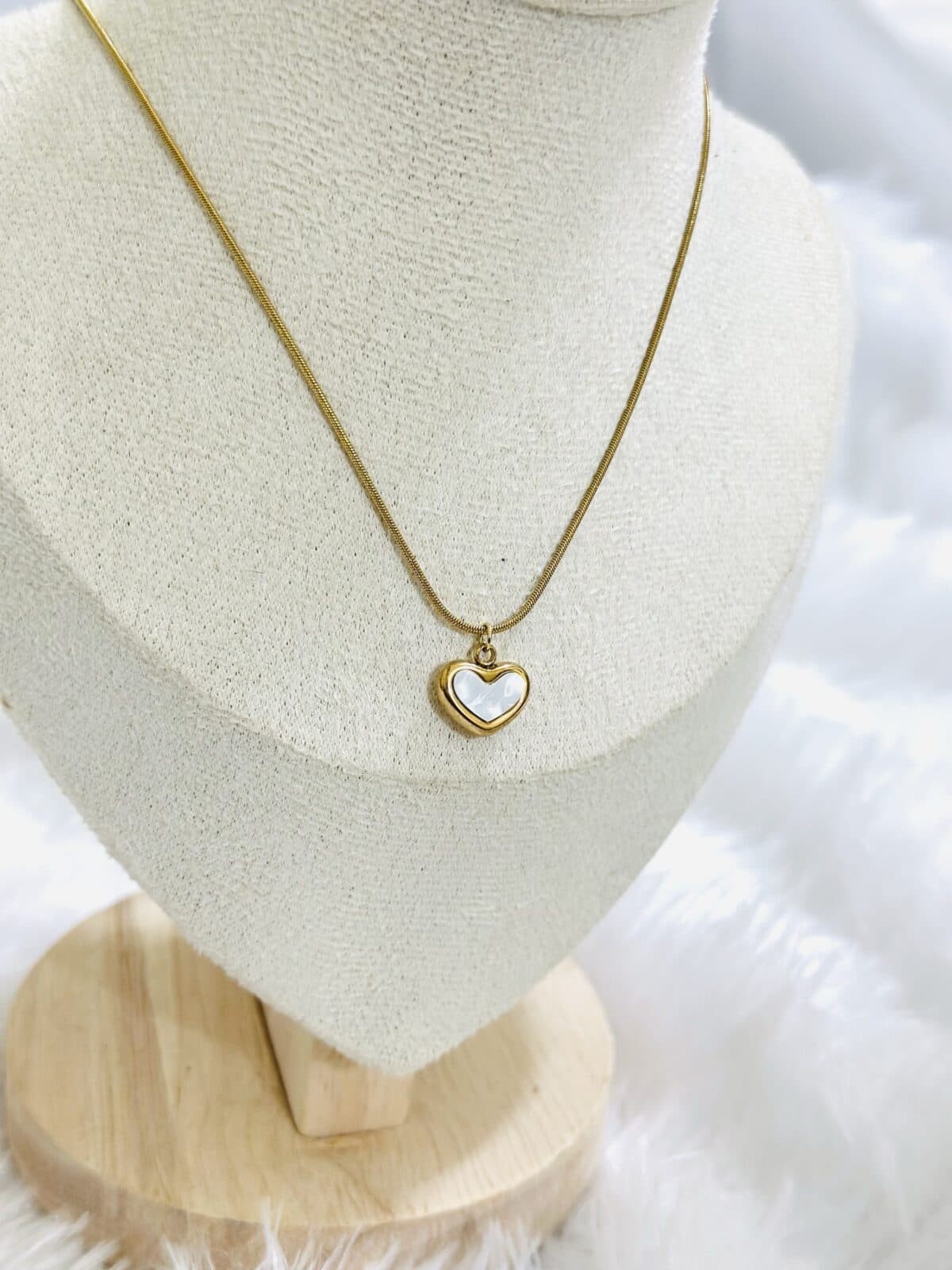 Anti Tarnish Midnight Heart Necklace white