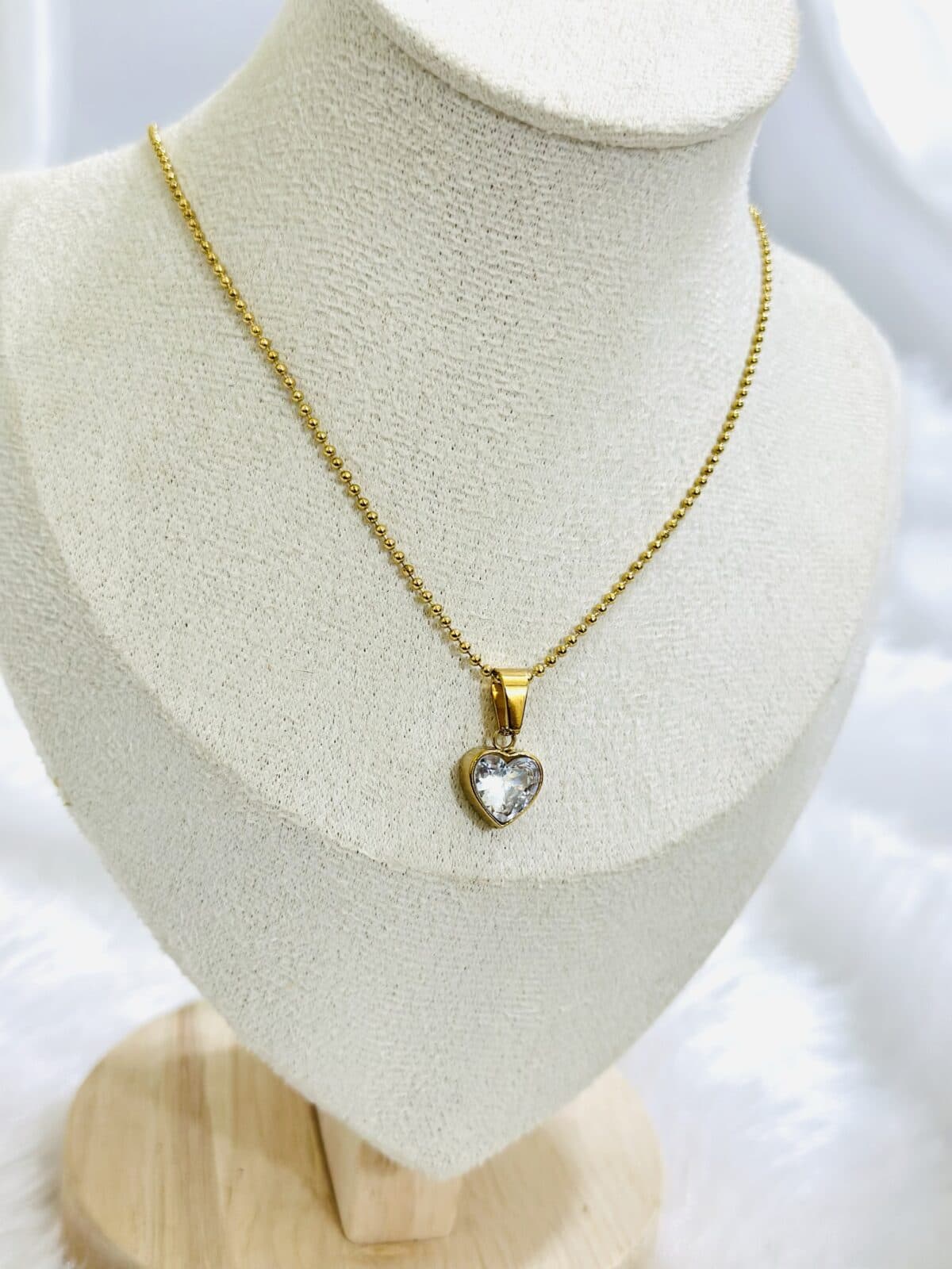 Anti Tarnish Sparkling Love Pendant