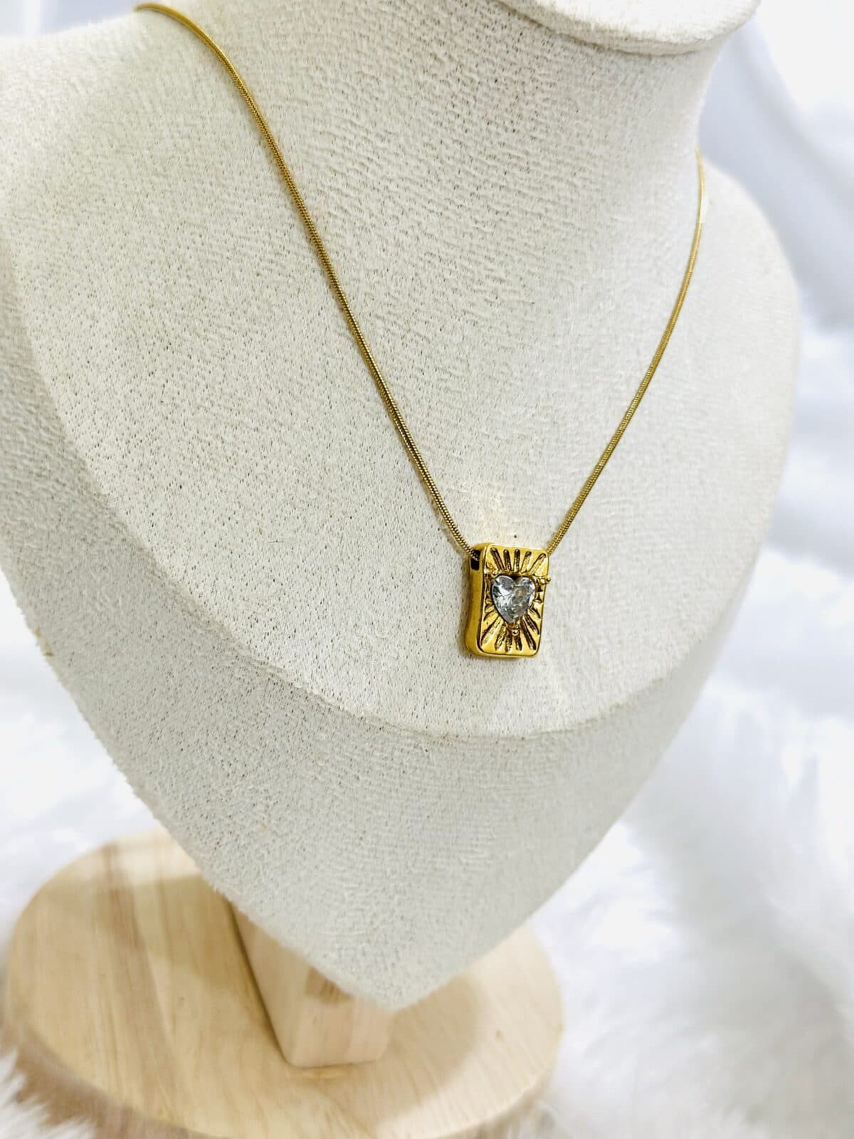 Anti tarnish Radiant Heart Necklace