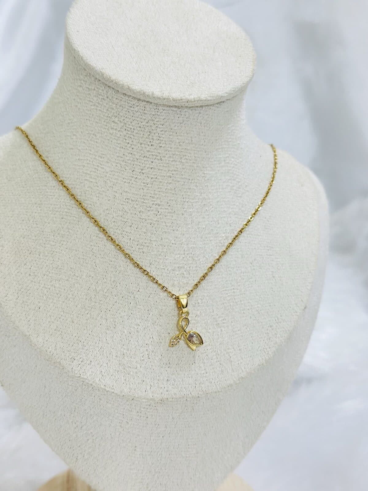 Anti Tarnish Elegant Flamingo Necklace