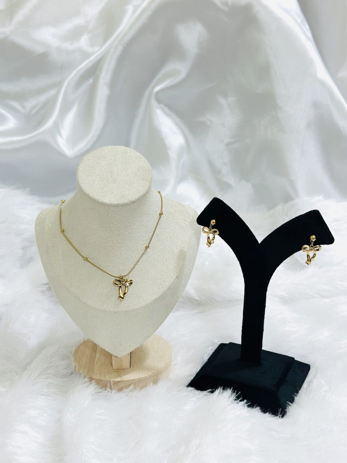 Anti tarnish Bow Charm Necklace &amp; Earrings Combo Set