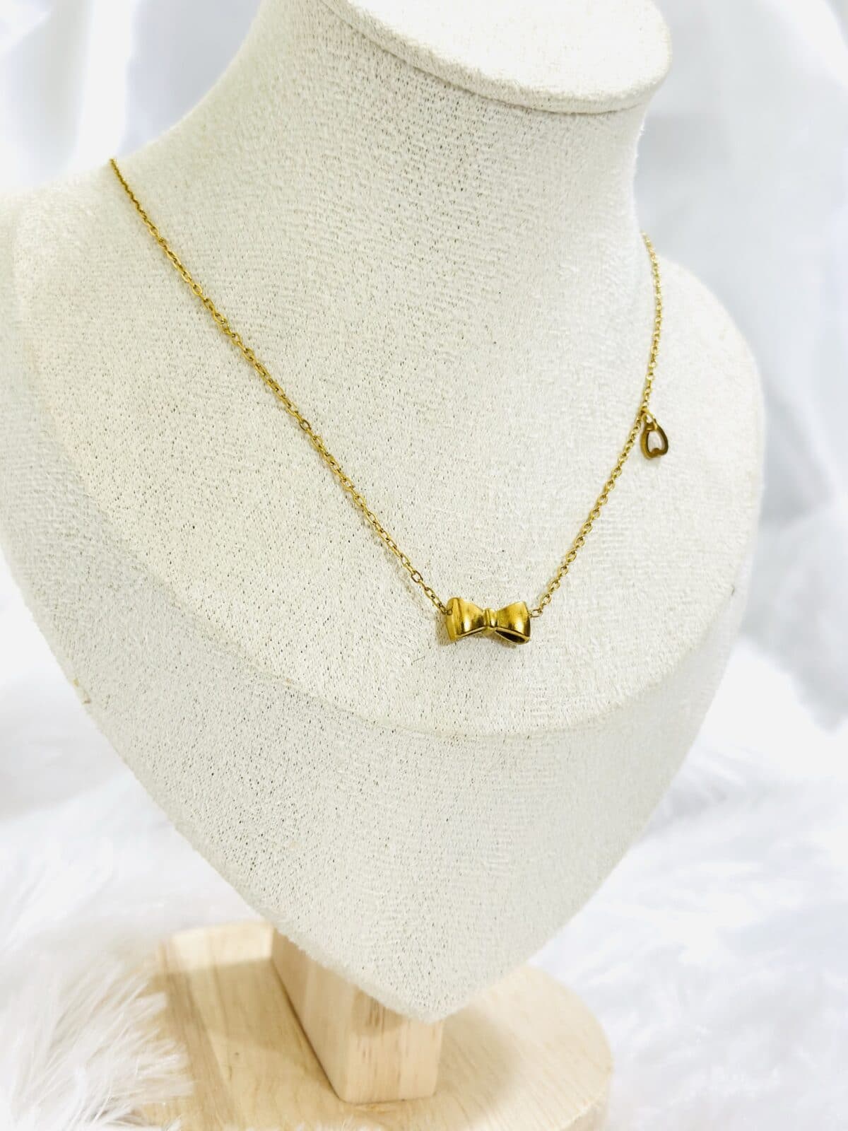 Anti tarnish Classic Ribbon Charm Necklace