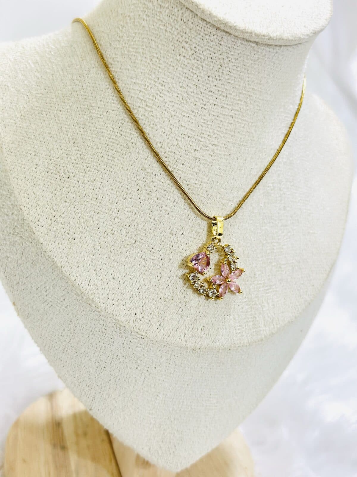 Anti Tarnish Crystal Posy Necklace